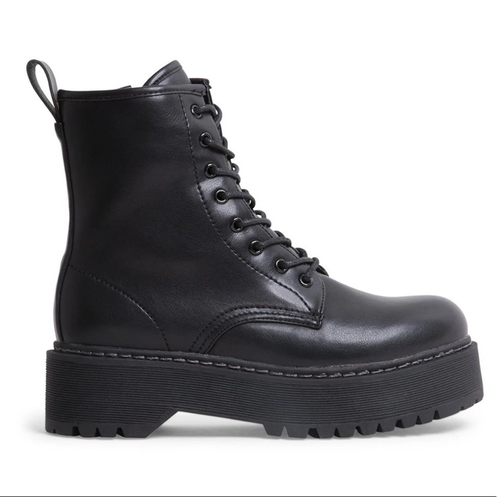 Steve Madden BETTYY BLACK Boots